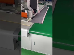 Macchina per tende con alimentazione differenziale superiore e inferiore per diverse esigenze di orlatura