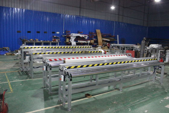 Multi Function Manual Roller Blind Fabric Cutting Table for Sunscreen / Blackout / Zebra Roller Blind Fabric