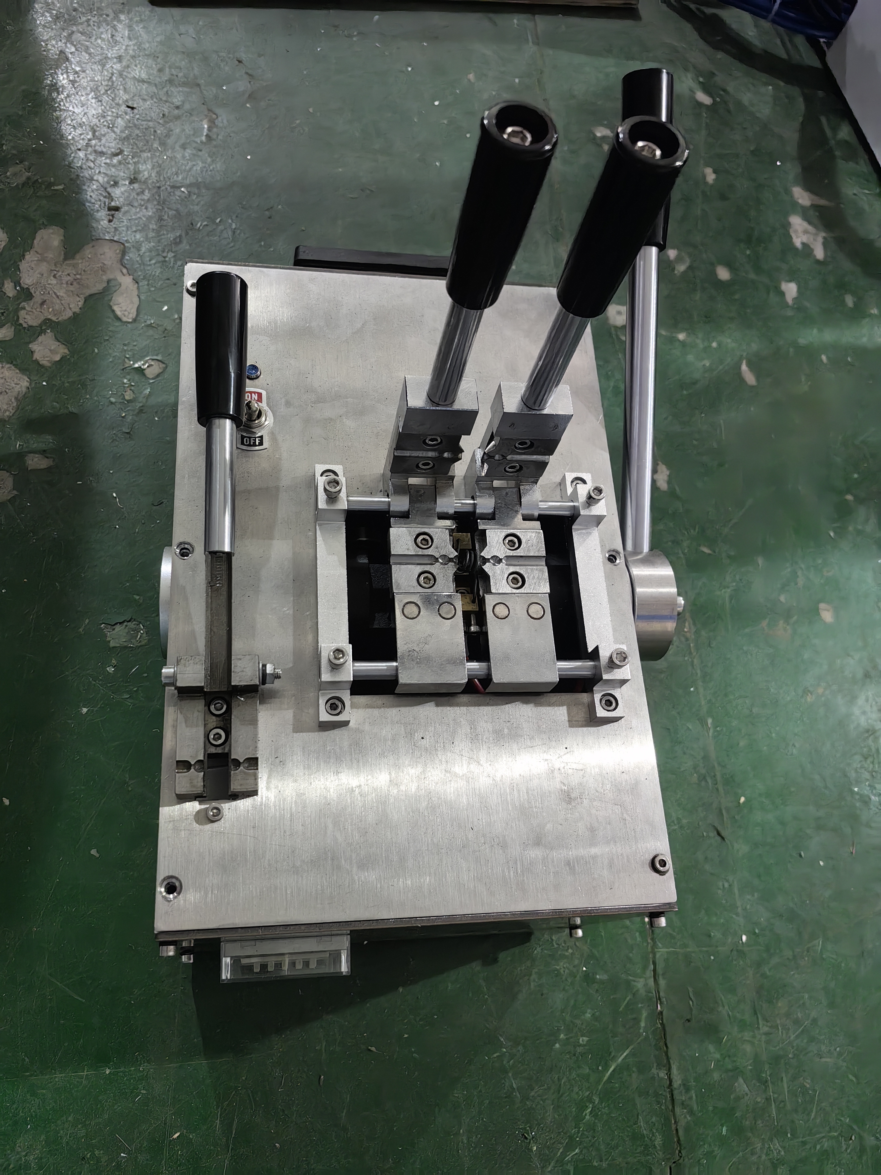 Ball And Cord Welding Machine Venetian Component Welding Machine Joining