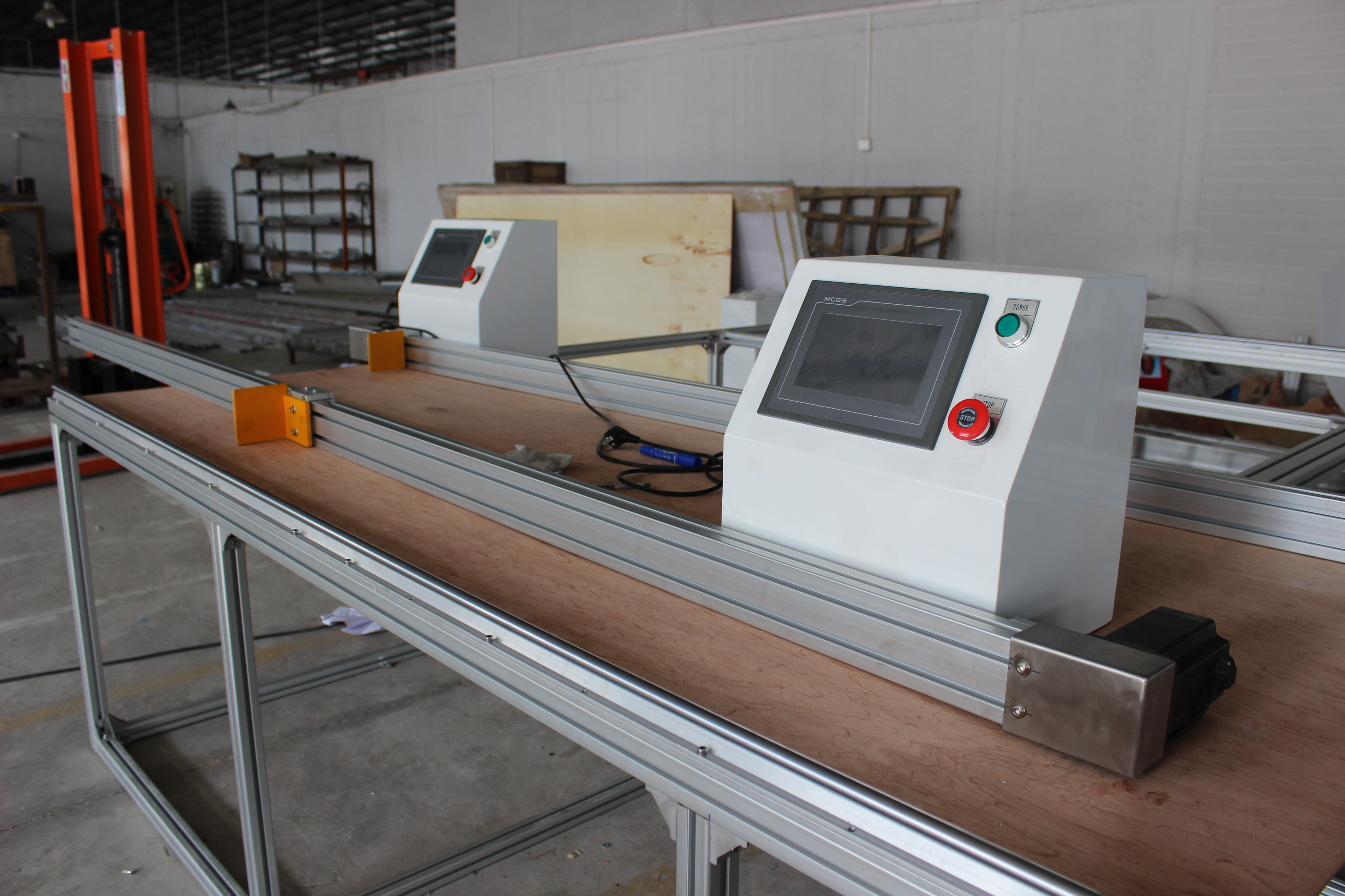 Max Digital Measuring Stop for Tube Length Measurement in Aluminum Tube Cutting